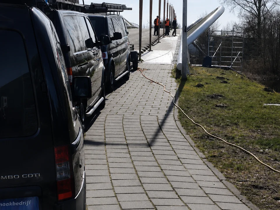 Hollander aan het werk op de Vlinderbrug Zaandam, 2018