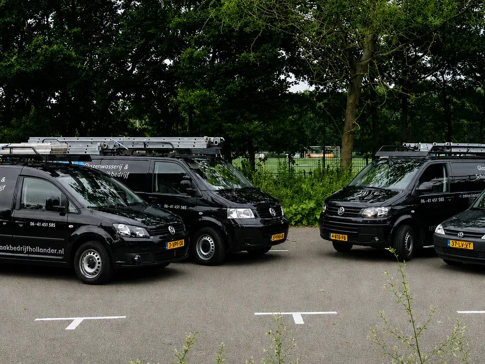 Vloot van 4 bussen, Hollander 2016