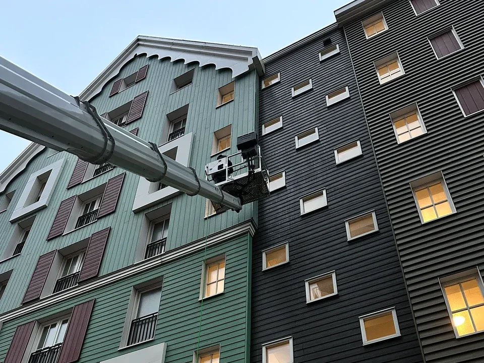 Hoogwerker reiniging Amsterdam